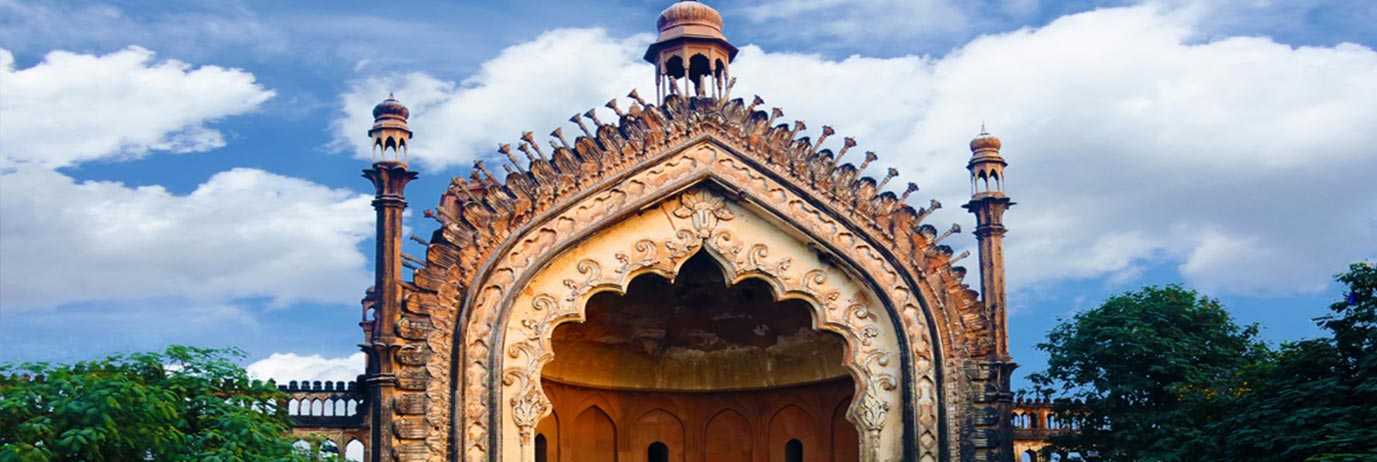 Rumi Darwaza, Lucknow